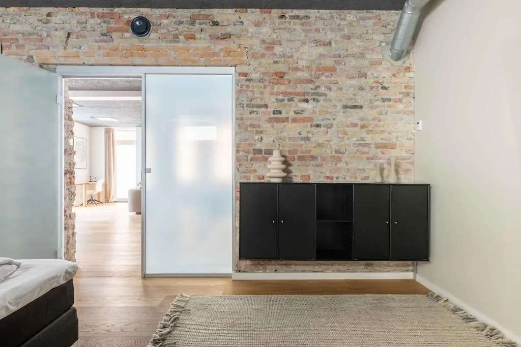 Spacious Double-Apartment For 10 In Cph City Center Copenhaga