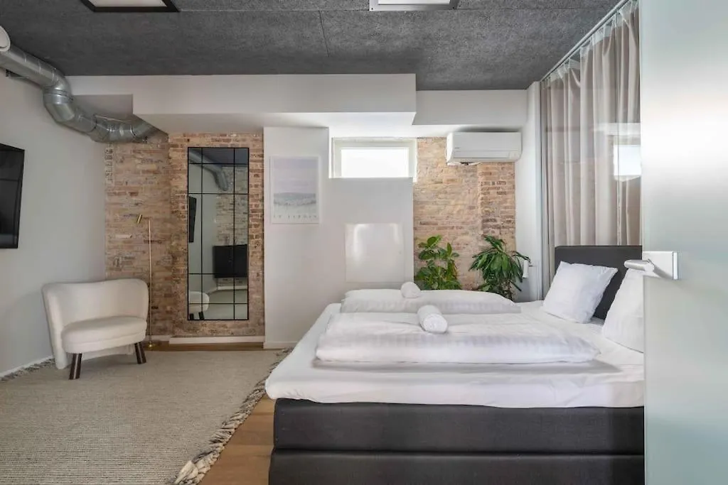 Spacious Double-Apartment For 10 In Cph City Center Copenhaga 0*,  Dinamarca